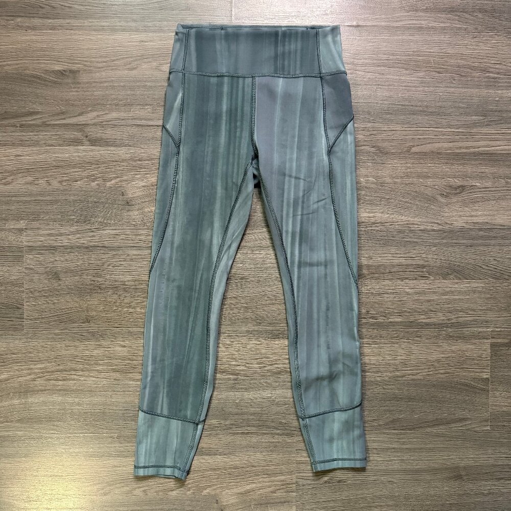 Lululemon Women's In Movement Tight 25" *Everlux Leggings - Grey/Blue - Picture 3 of 9